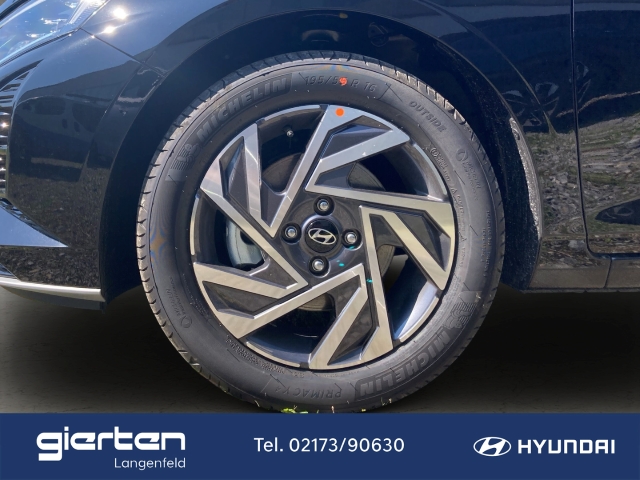 HYUNDAI i20 Trend Sitzheizung Lenkradheizung Navi HYUNDAI i20 Trend Sitzheizung Lenkradheizung Navi