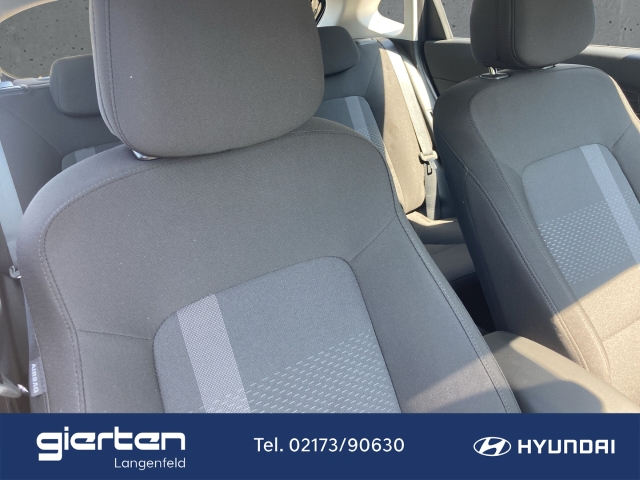 HYUNDAI i20 Trend Sitzheizung Lenkradheizung Navi HYUNDAI i20 Trend Sitzheizung Lenkradheizung Navi