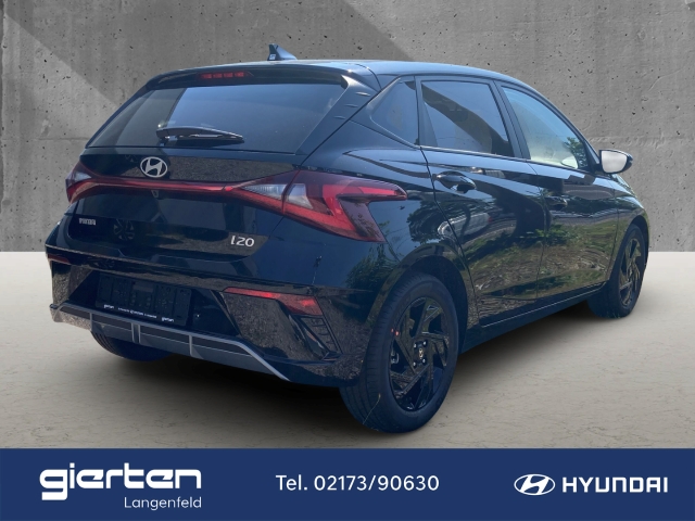 HYUNDAI i20 Blackline Automatik Sitz und Lenkradheizung HYUNDAI i20 Blackline Automatik Sitz und Lenkradheizung